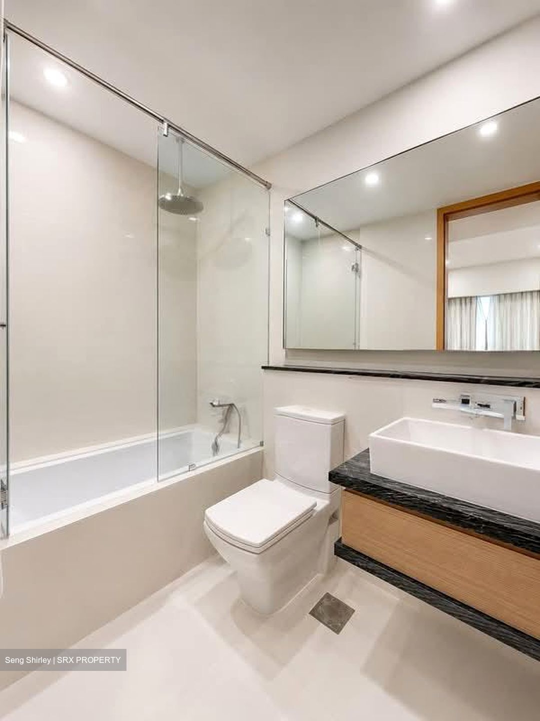 Marina Bay Residences (D1), Condominium #581388521